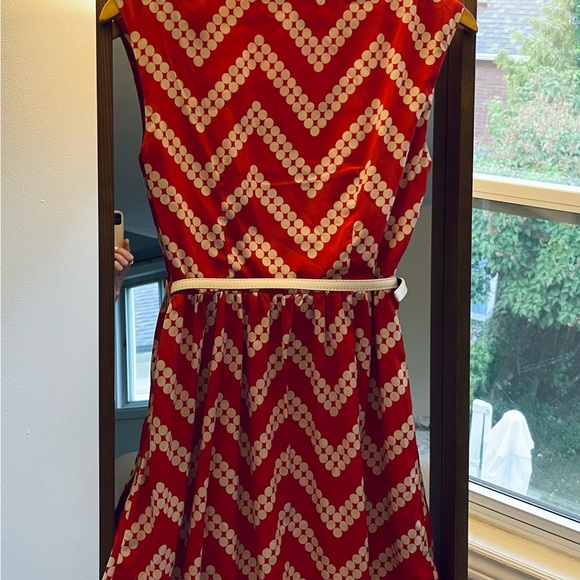 Pink Owl red shift dress with white chevron pattern. Size Small. Used condition. - Picture 3 of 6